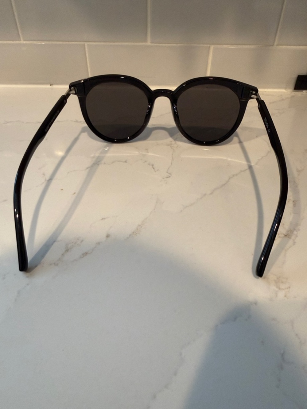 Black Round Women's Sunglasses - Mirrored Gray Lenses - Picture 4 of 4